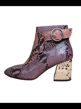 Freda Salvador Snakeskin Embossed Leather Ankle Boots Size 6.5 Pink Block Heel